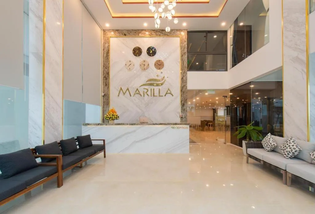 Marilla Hotel Нячанг